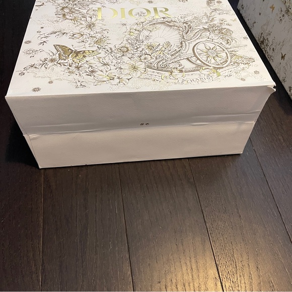 Dior shopping box box holiday gift box limited white gold with tissue and ribbon - Picture 10 of 11